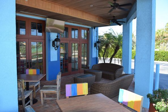 1352 S US Highway 1, Jupiter, FL 33477